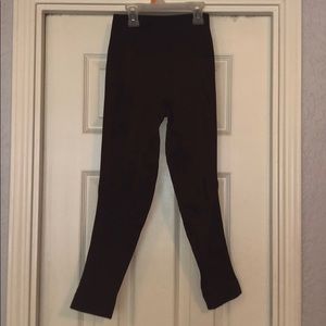 Maroon work out cropped tights